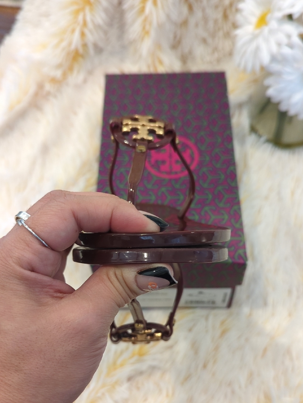 ❣️🩴Tory Burch  Mini Miller Jelly Thong Sandals In Bordeaux 🩴❣️ - Picture 8 of 10